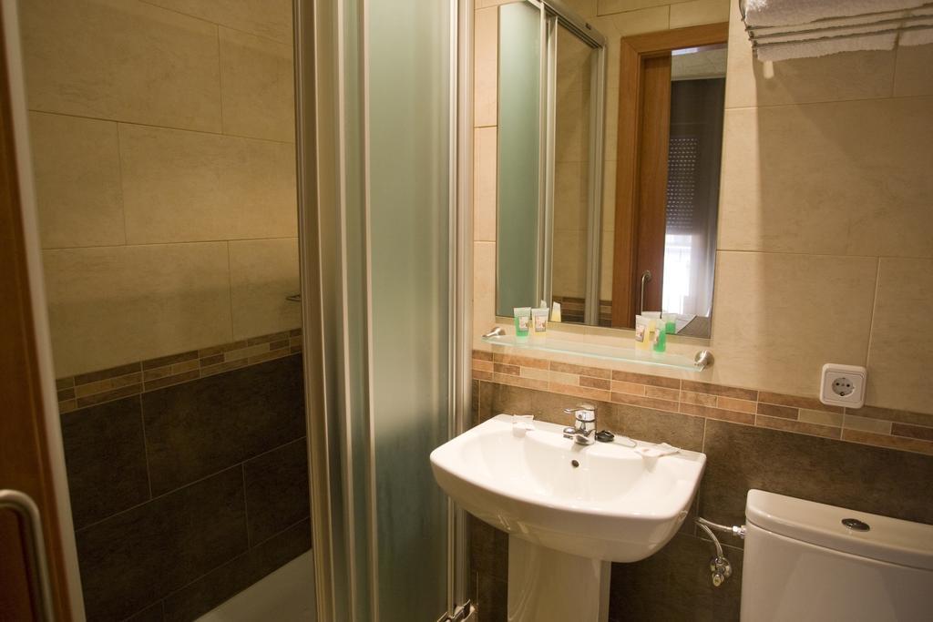 Hostal Barris Pals Quarto foto